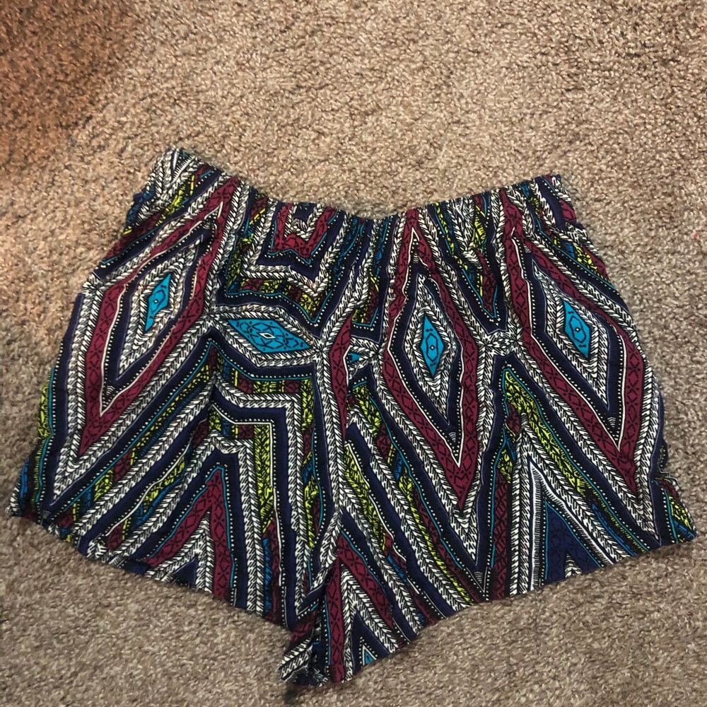 Target Patterned Shorts - Picture 3 of 4